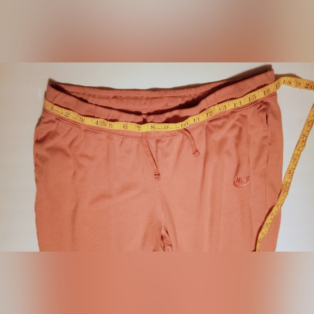 Nike Coral Sweatpants